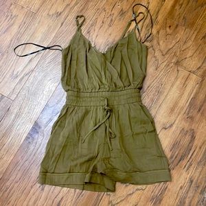 SUPER CUTE ROMPER